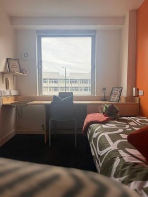 Studio to rent - Photo 1