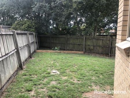 Two-Storey Family home - Photo 5