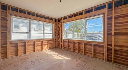 Newely renovated family home Papatoetoe - Photo 2