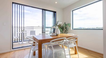 Bays Lifestyle with City Convenience - Photo 5