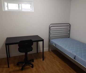 For Lease - 58 Emmeline Crescent, Toronto, Ontario - Photo 4