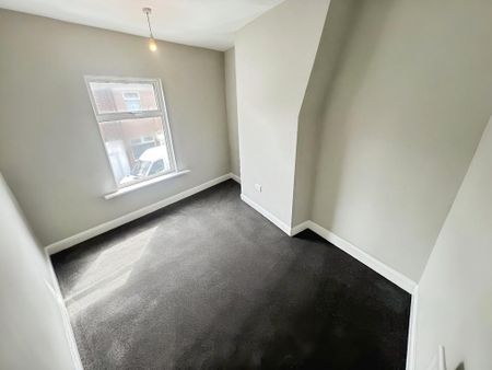 2 bedroom terraced house to rent - Photo 5
