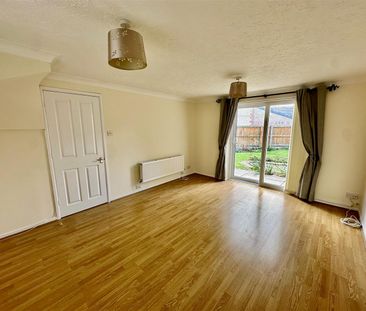 Rowe Mead, Chippenham, SN15 - Photo 3