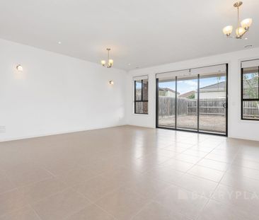 1/13 Austin Street, St Albans, Vic 3021 - Photo 5