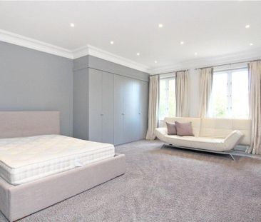 6 bedroom detached house to rent - Photo 3