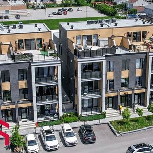 Appartement Mascouche À Louer - Photo 2