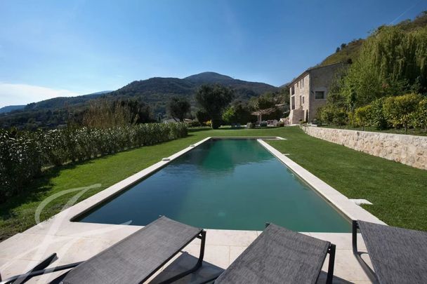 Maison à louer Vence, Cote d'Azur, France - Photo 1