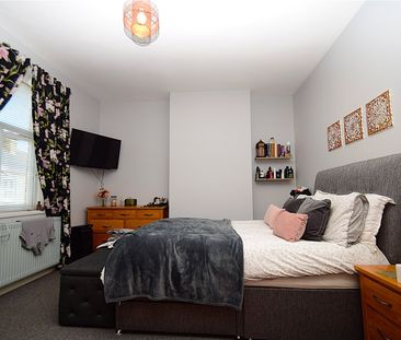 3 bed end of terrace house to rent in Spring Bank, Scarborough, YO12 - Photo 5