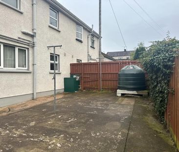3 Bed Semi-detached House - Photo 1
