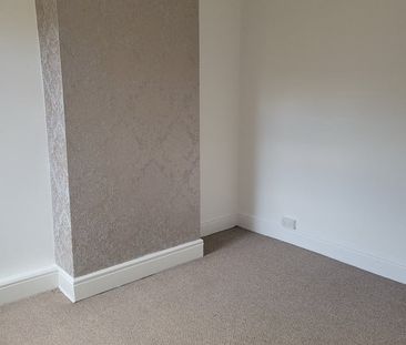 2 Bed Terraced House, Romiley Street, M6 - Photo 5