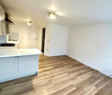 1 Bedroom Apartment To Let - Photo 3