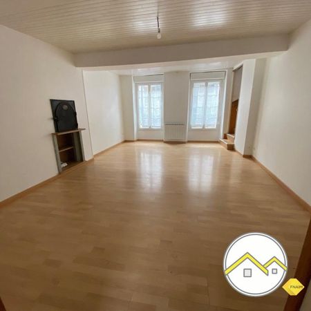 Location Appartement 3 pièces 74m² CHATEAUBRIANT 44110 - Photo 2