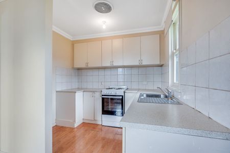 Home For Rent - Photo 5