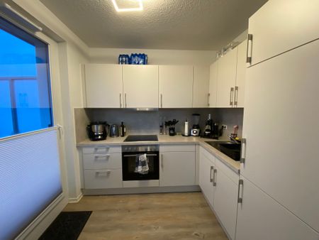 Traumhafte 3-Zi Whg. mit großer Dachterrasse zu vermieten! - Photo 3