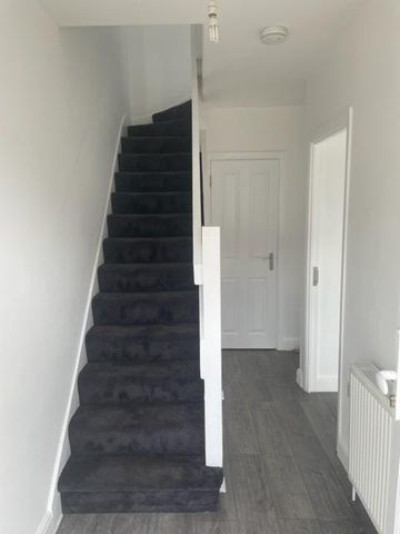 4 bedroom terraced house to rent - Photo 4