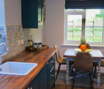 1 bedroom Flat To Let - Photo 3
