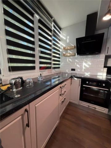 Inchiriere Apartament cu 3 camere Podu Ros - Fotografie 3