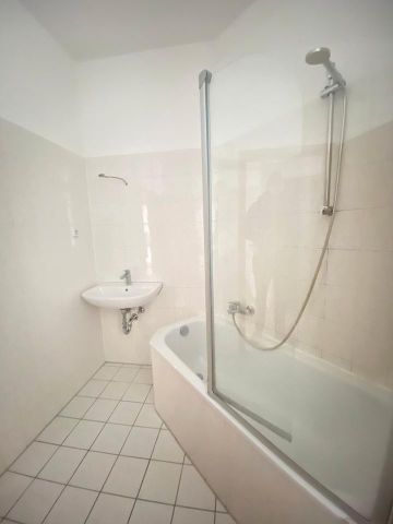 Zentrumsnahe Lage * Schöne 2-RW * Balkon * Tageslichtbad - Photo 4