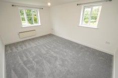 2 bed Apartment for Rent - Photo 4