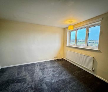 3 bedroom detached house to rent - Photo 3