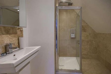 Newton House, Croydon, CR0 - Photo 2