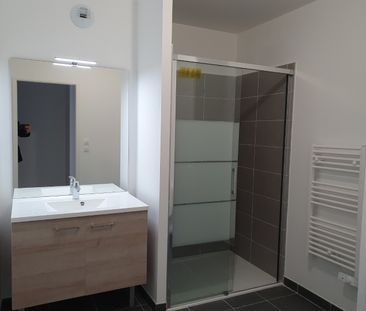 Location Appartement 2 pièces 41m² VALENCIENNES 59300 - Photo 5