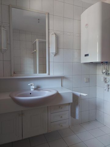 1 Zimmer Wohnung mit Balkon und Parkplatz - Photo 4