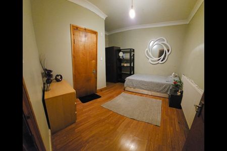 Room in a Shared House, Grove Green Road, E11 - Photo 4