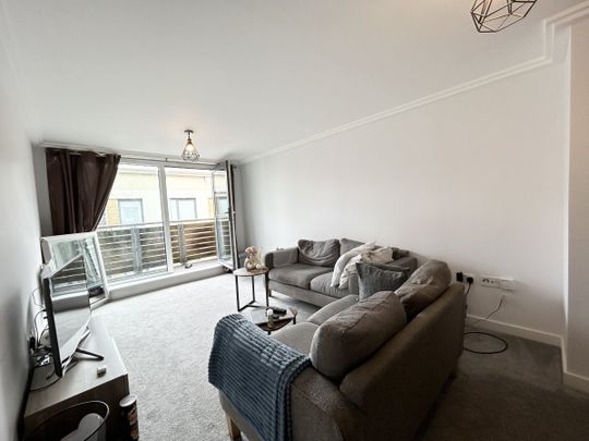 Horsted Court, 23 Kingscote way - Photo 1