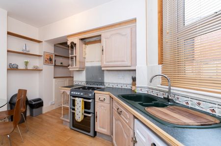 Watlington Street, Reading, RG1 - Photo 2
