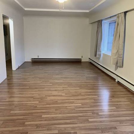 3 Bed/1 Bath West End Apartment for Rent - Photo 1