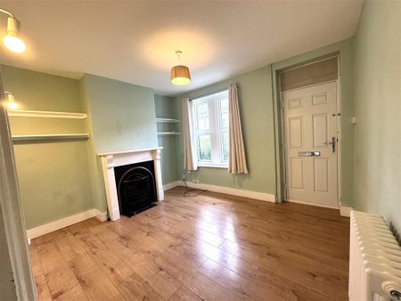 3 bedroom end of terrace house to rent - Photo 5