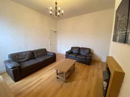 4 bedroom maisonette to rent - Photo 5