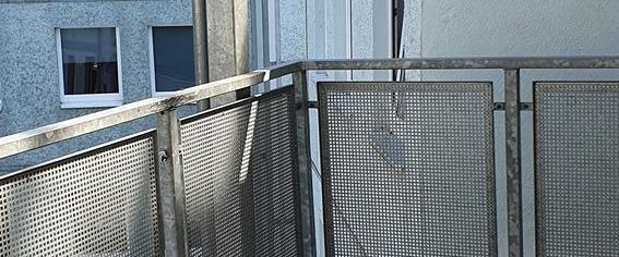 Attraktive & lichtdurchflutete 3-RW mit Balkon im DG nahe der Bergschule in Gera - Foto 1