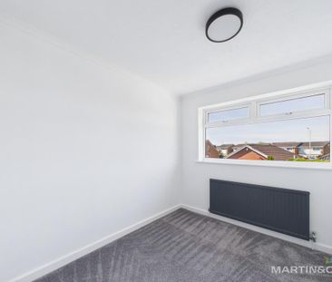 3 bedroom end of terrace house to rent - Photo 4