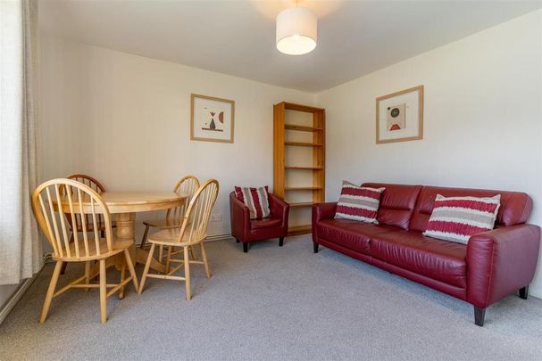 2 bedroom house to rent - Photo 1