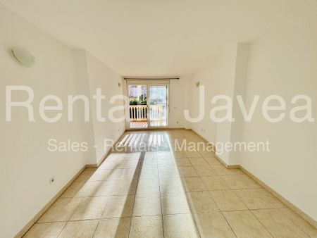 Unfurnished ground floor long term rental Javea Arenal - Photo 4
