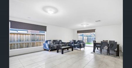 16 Renoir Avenue, Pakenham - Photo 4