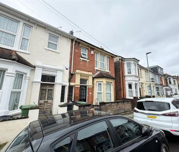 5 bedroom house to rent - Photo 1