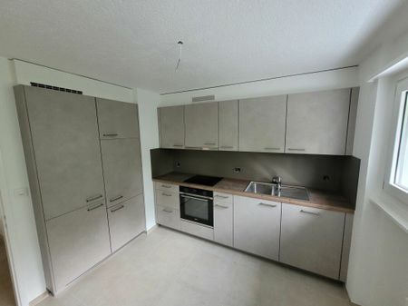 Appartement dernièrement rénové de 3 pièces avec balcon ! - Foto 5