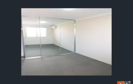 17 Darius Drive, KWINANA TOWN CENTRE WA 6167 - Photo 3