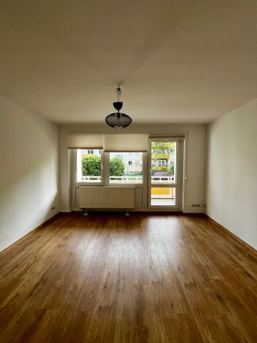 Charmante 2-Zi.-Wohnung an der Kiesgrube Leuben mit EBK! - Photo 2