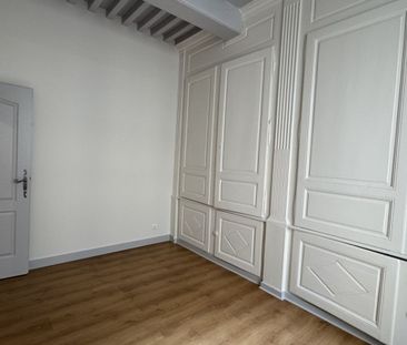 Location Appartement P2 En centre-ville rénové(e) Thiers - Photo 3