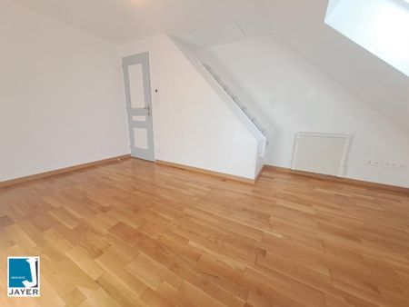 2 PIECES EN DUPLEX RÉNOVÉ SAINT-MARCEL - Photo 4