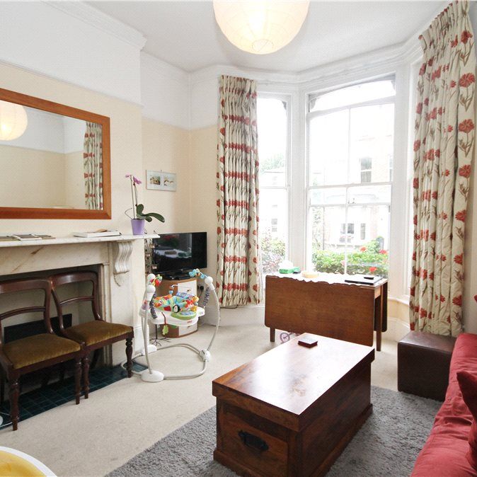 Minford Gardens, London, W14 0AN - Photo 1