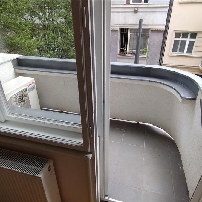 Kiadó felújított lakás - Budapest V. kerület - Photo 1