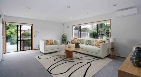 Spacious Living with Great Outdoor Areas – Pri... - Photo 3