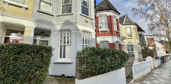 Hewitt Road, N8 - Photo 2