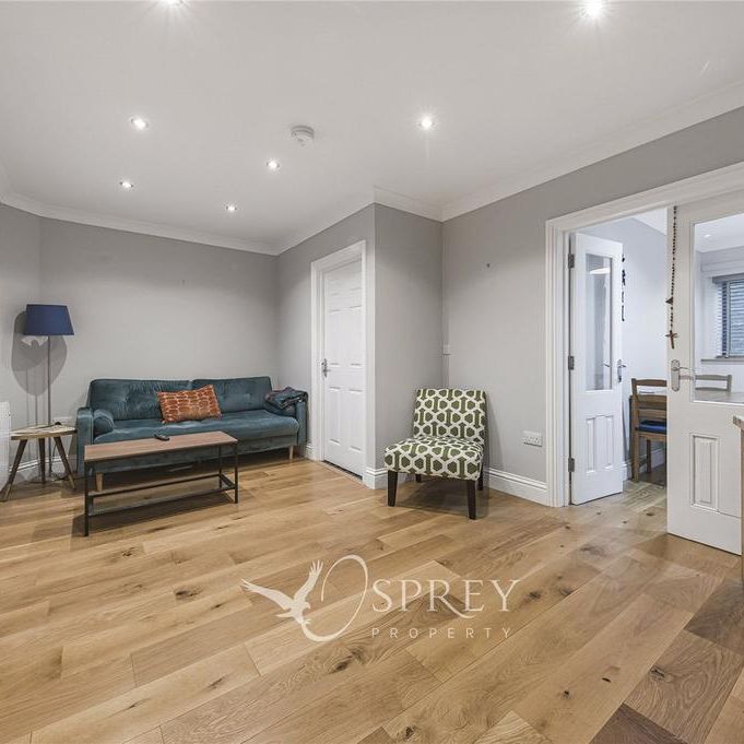 4 bedroom detached house to rent - Photo 1