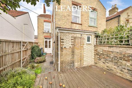 3 bedroom house to rent - Photo 3